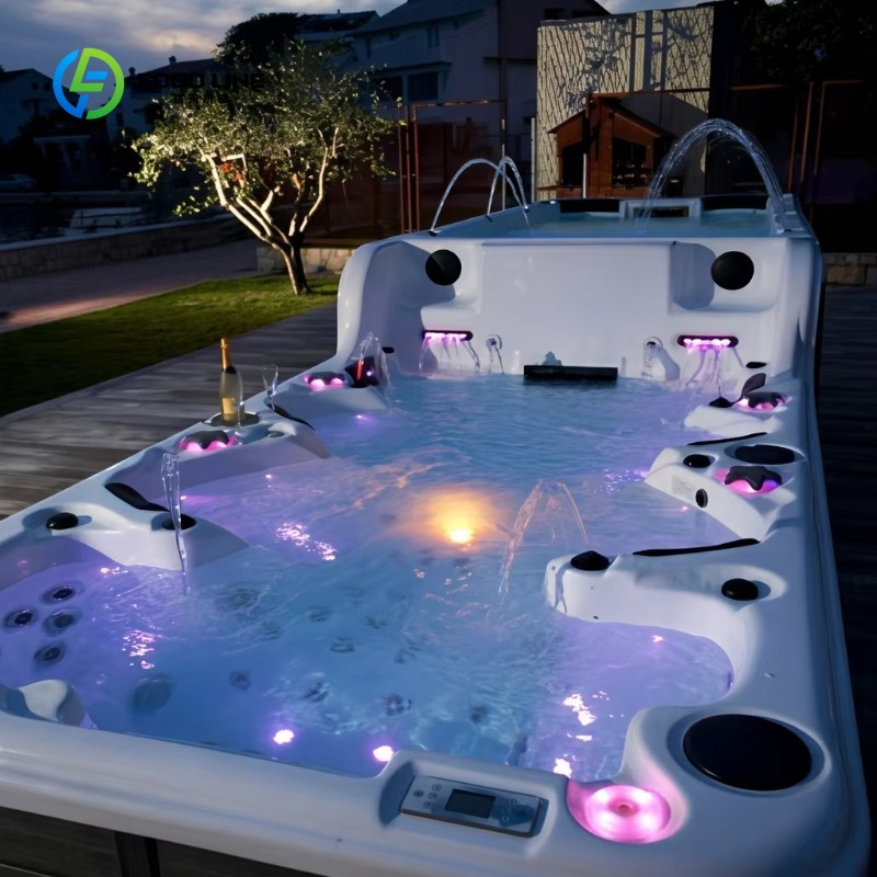 Spa Wellness Resorts - Piscina combinata idromassaggio e nuoto a